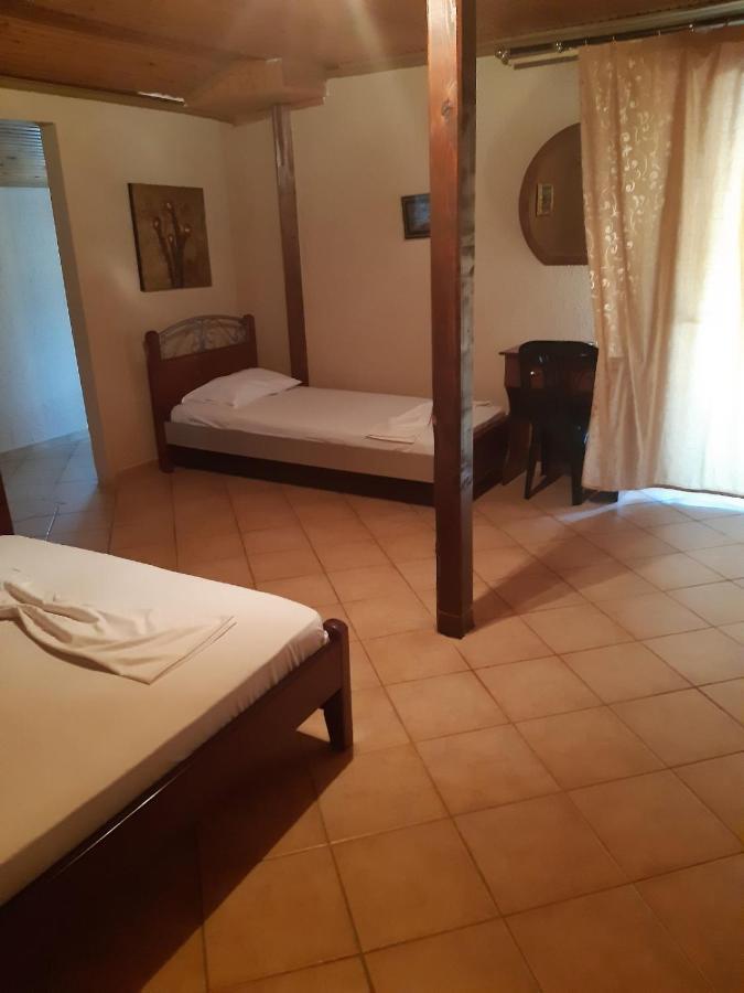 Dora Sarti Hotel Ngoại thất bức ảnh