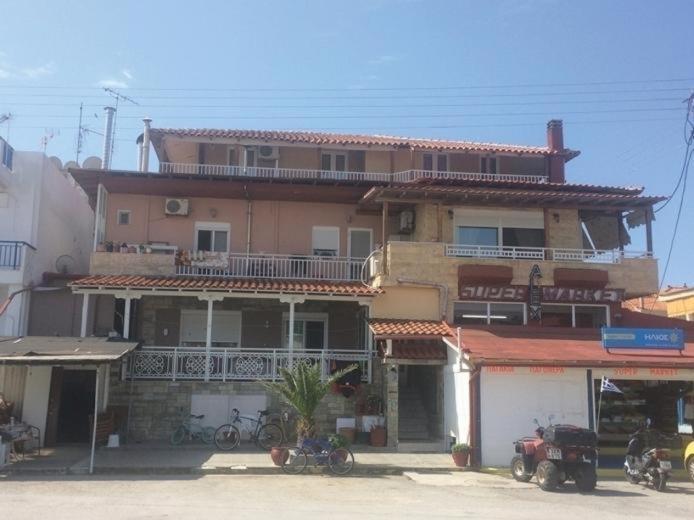 Dora Sarti Hotel Ngoại thất bức ảnh
